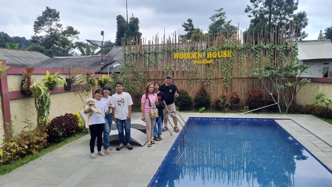 Wooden House Paseban Lodge Bogor