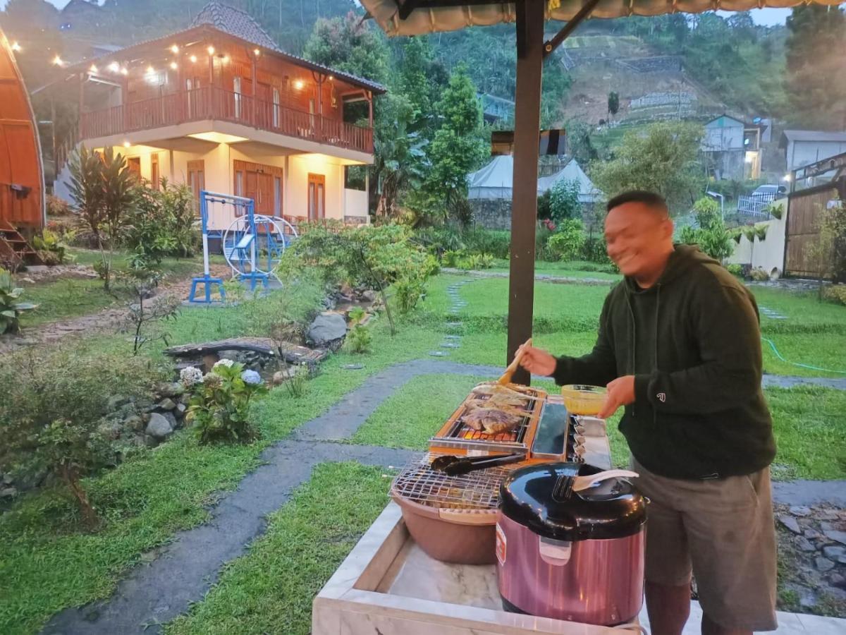 Wooden House Paseban *